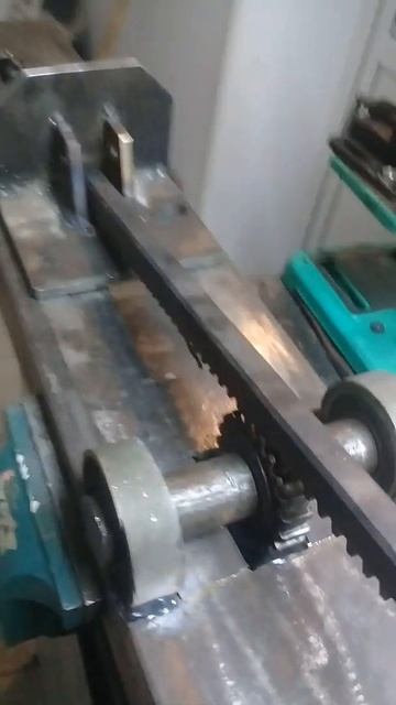 Реечный дровакол.зубчатая рейка своими руками.из венц