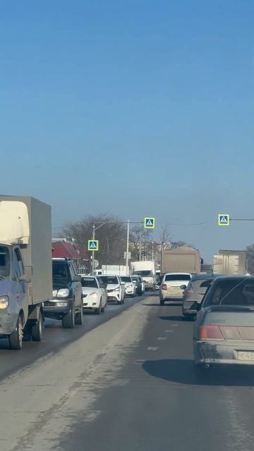 Весь Чеченский народ выехал в Хасавюрт на похороны Бу?