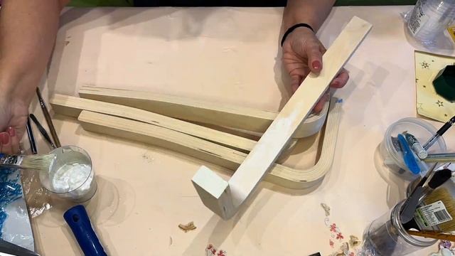 ДЕКУПАЖ.  СТУЛ-ИГРУШКА-СВЕТИЛЬНИК ДЛЯ ДЕВОЧКИ. Декор м?