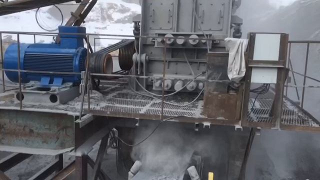 Дробление андезитов ударной дробилкой