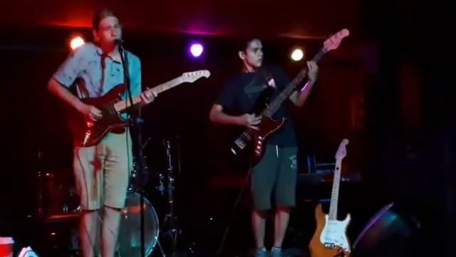 Молодое трио...