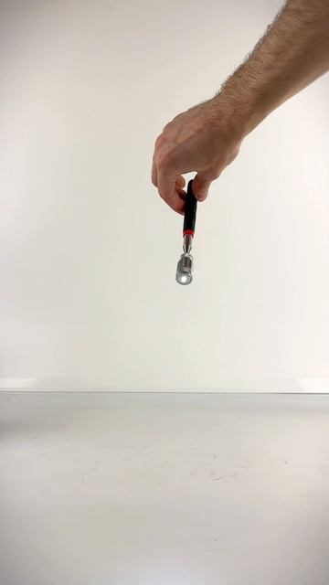 Захват магнитный телескопический со светодиодной подсветкой А-0002