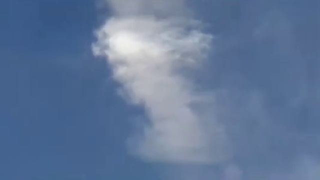 волны на небе.