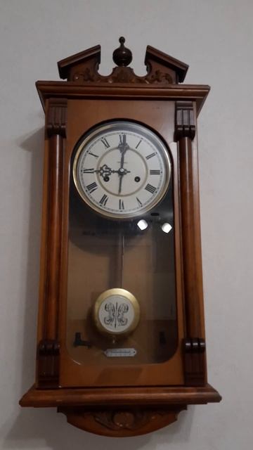 настенные механические часы Проянс с боем