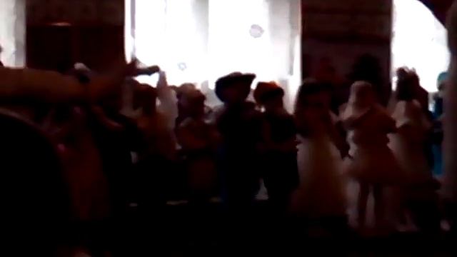 г Горняк школа№18 ПРИКОЛ!!!!!!!!!!!!!  У МИКРОФОНА))))))))))))