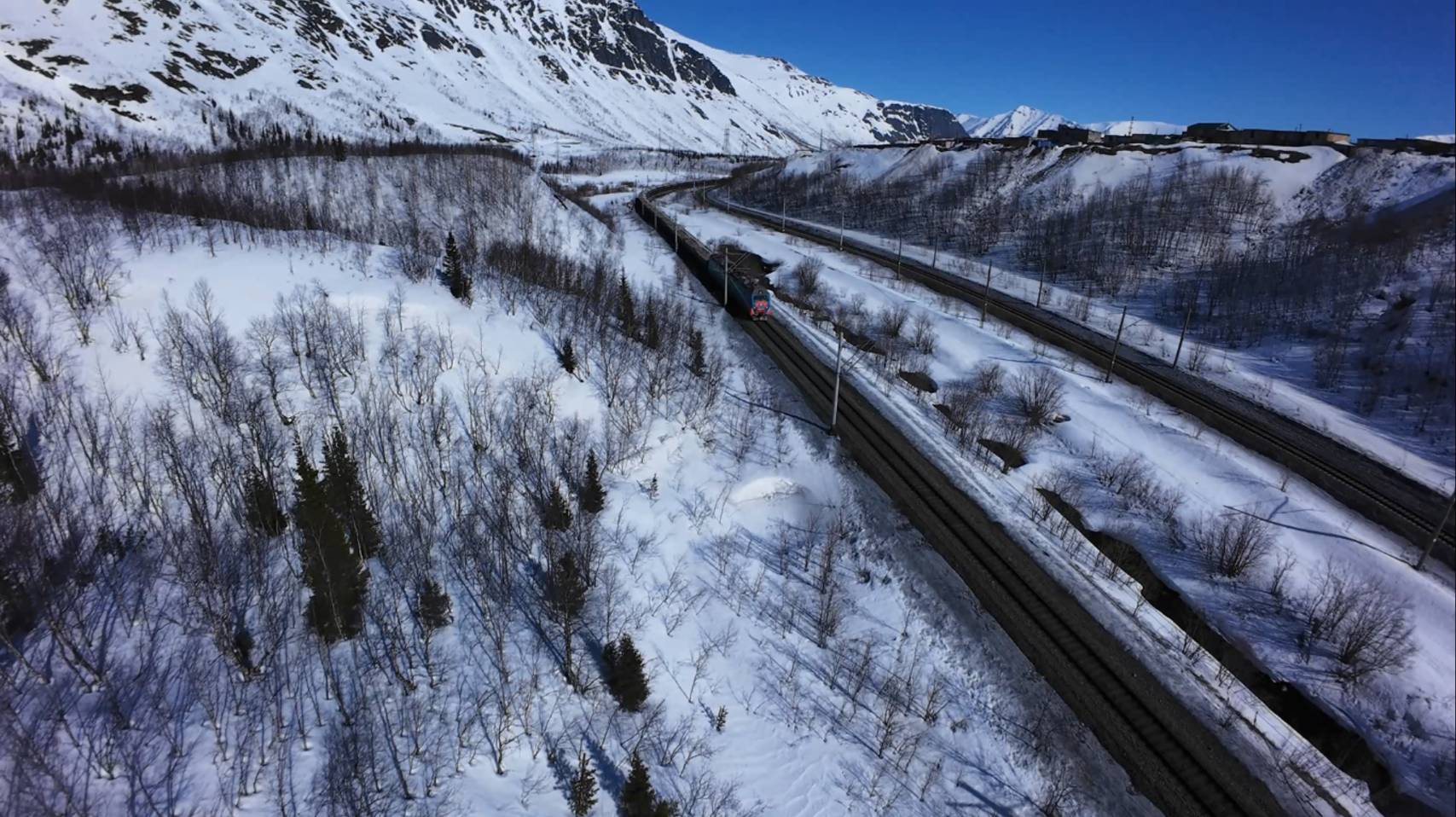 По следам мелких весенних лавин