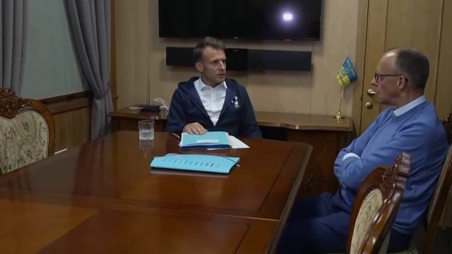 Макрон, Мерц и Стармер в поезде