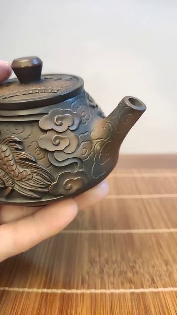 Глубокая Цзяншуйская резьба от мастера Тан Цзюня.