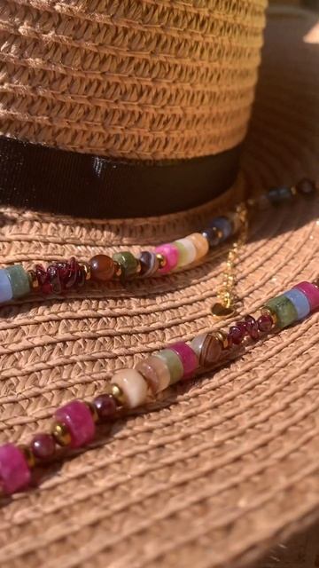 Бусы из сахарного кварца, граната, агата и гематита в з