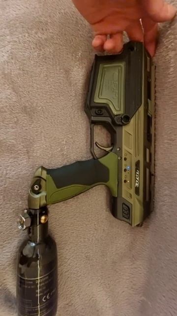 Можно стрелять без ствола?  Маркер DYE DAM. #пейнтбол #DYE #pai