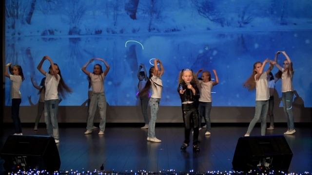 Кристина Мелехова и Show-Ballet ONYX. Песня - Три желанья