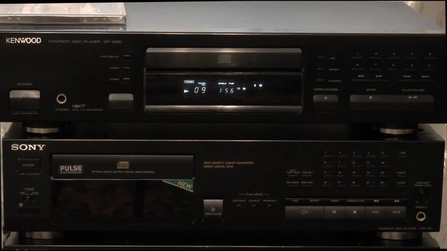 Sony CDP-797 и Kenwood DP-1050 - демонстрация работы.