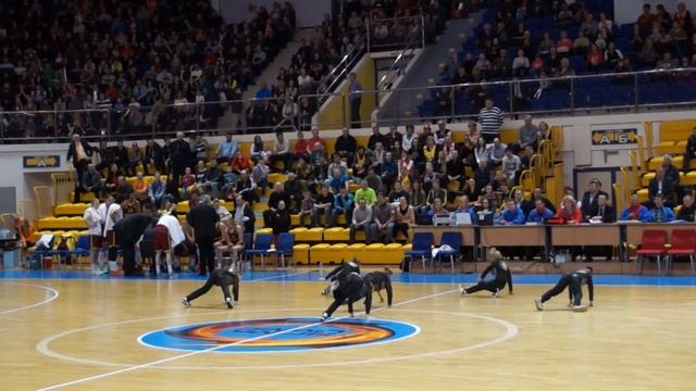 Юниорская группа поддержки БК  УГМК, 26.04.15