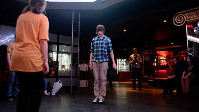 Игорь Битюцкий(win) против телочки^^