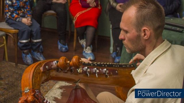 Апрель в Замке на Салгире под знаком Космоса
