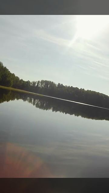 А с права хороший залив -там должен быть окунь.#селигер