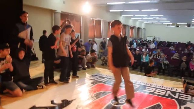 Ee7d35a96d86ad210f2008680882a1d4