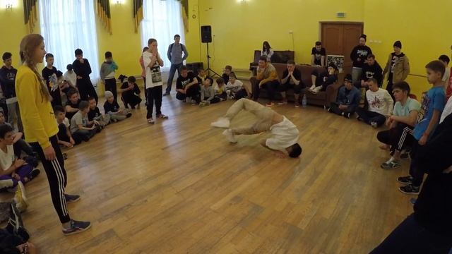 Аси \ УЖИ Vs ЛЕО\Новатор Vs Арчи \УЖИ \ Novator Jam Kids 30/10/2016