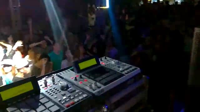 #KRAZYRAF #Kiev #BurnBattleSchool Зелёный Театр 31 August 2014