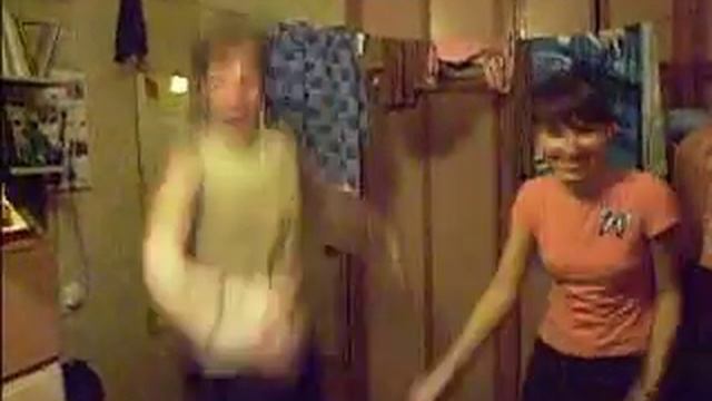 ЖЫвотные танцуют