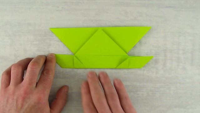 Бумажная лодка с крышей  Поделки из бумаги   Оригами