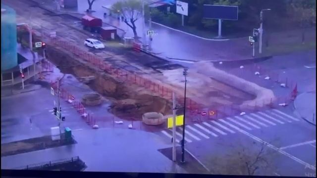 Водитель на Lexus перелетел через котлован уходя от погони ДПС