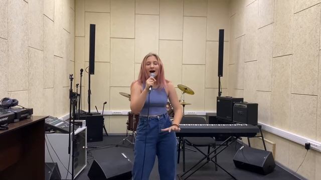 София Кирсенко,12 лет,cover Lewis Capaldi-Someone You Loved.
