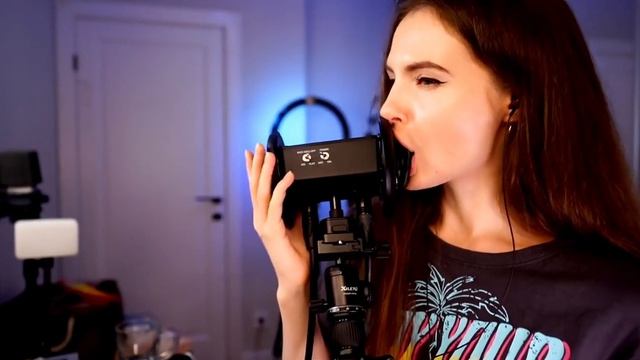 Tangerin REarLickingAsmr