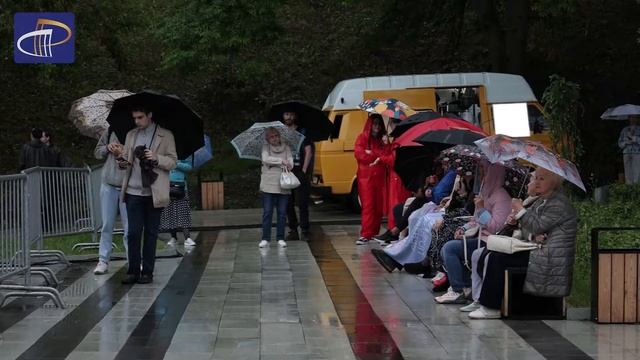 Открытие фестиваля «ШКОЛА СЛАВЫ» на летней эстраде в Александровском саду