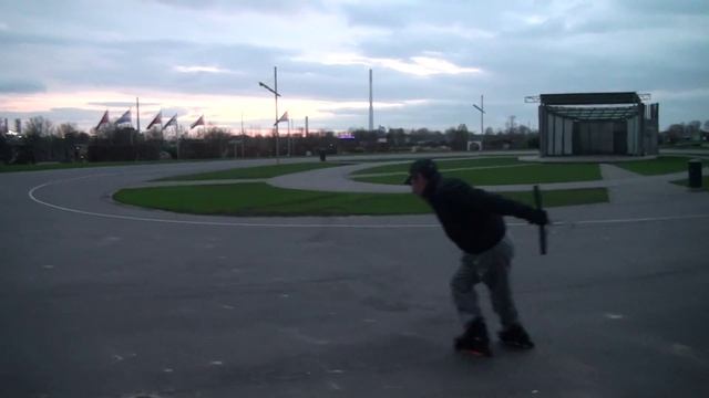 Он