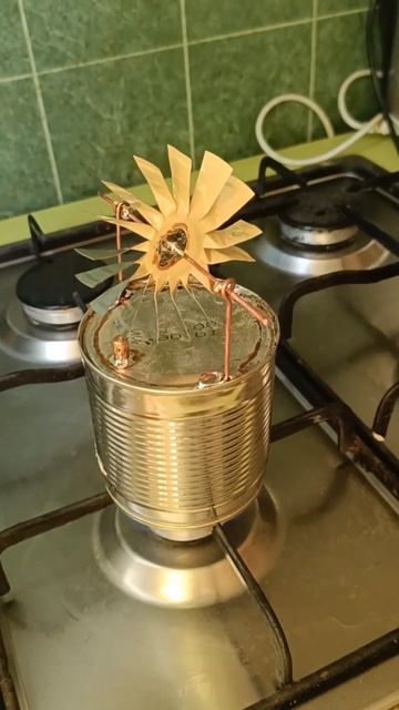 Простейший паровой двигатель #своими руками #двигатель #самоделки