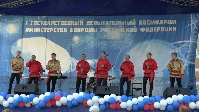 Люба  исп  мужск  вок гр  анс  Северная звезда г  Мирный