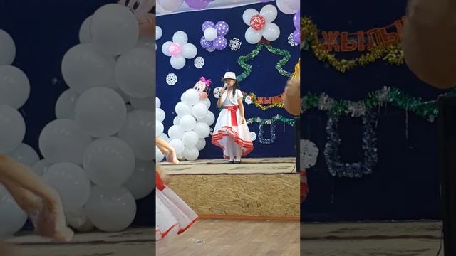 Айгерим Калаубаева су жана бейне баян тусау кесер..