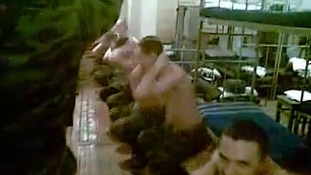 Физо в АРМИИ прикол 4