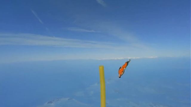 SkyDiving [1080p].  H264 1920 X 1080 пикс. AAC