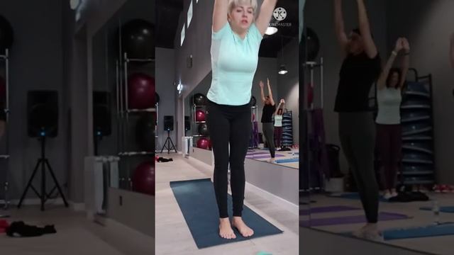 приветствие Солнцу! Сурья намаскар.