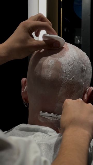 Head Shaving By Studio 11 / 22 🔥 Королевское бритье  #barbershop #headshaving #barber #барбершоп