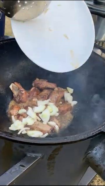 Свиные рёбра и картошка в казане. Часть 3