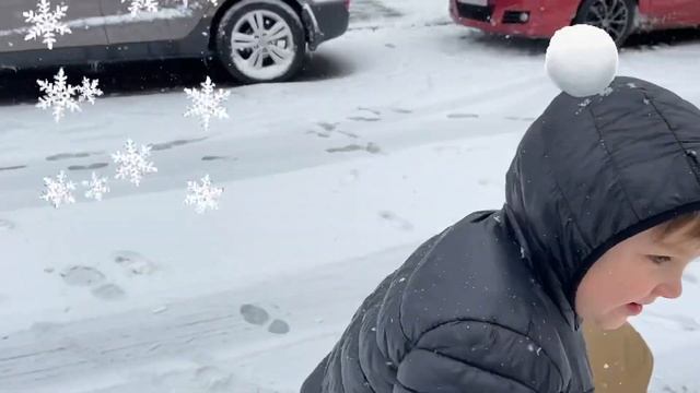 Снег в Бельгии! Играем в снежки Snow in Belgium! Playing with snow