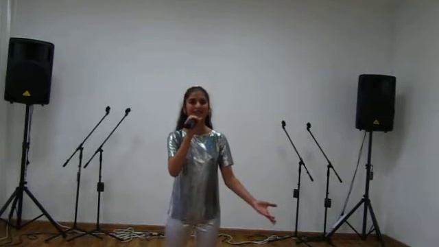 Есаян Жанна КТО ЗАЖИГАЕТ ЗВЕЗДЫ