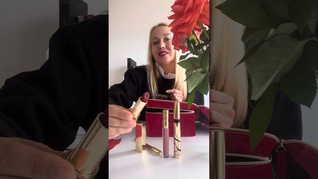 Распаковка набора косметики Estee Lauder