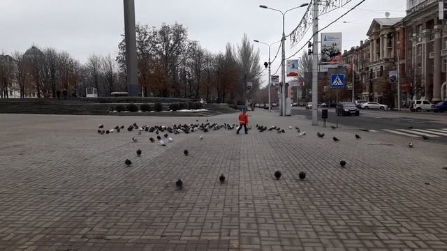 Разойдись чесной народ, царь идёт)))))