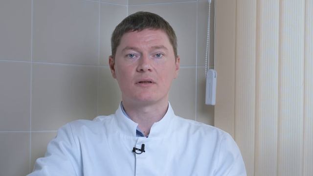 Офтальмологи