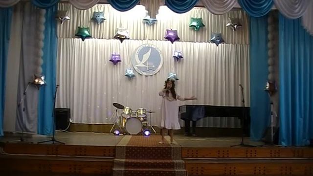 Полянская Милана (образцовая вокальная студия 
