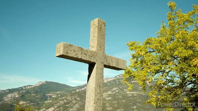 Посмотри как ласково и нежно со креста зовет тебя Иисус