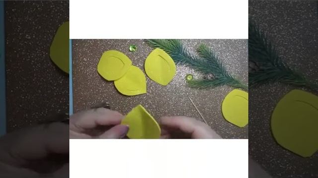 Самый простой способ  снежинки из фоамирана.