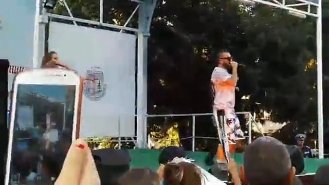 Криско Шапка ти свалям Дали това любов