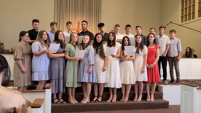 Жизнь на земле очень трудна и суетна