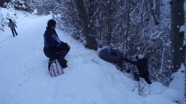 Изтърване на гумата в дерето- Пързаляне 1.1.12