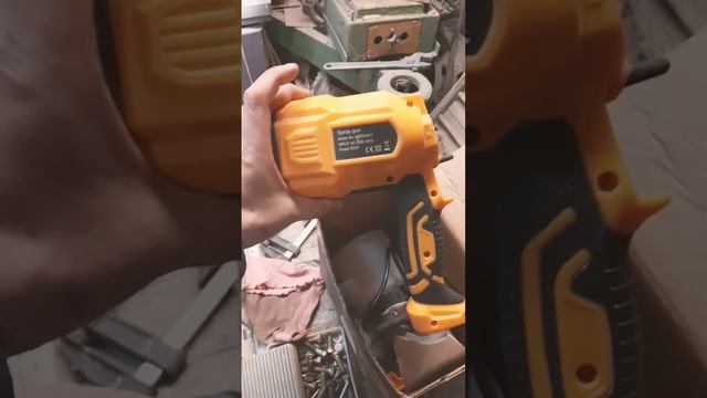 покраска держателя для медоборудования краскопульто?